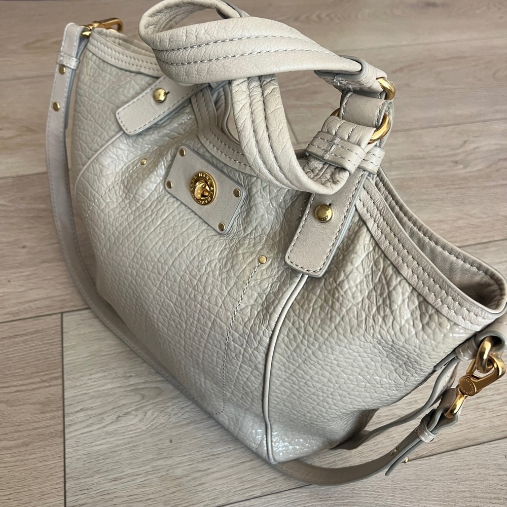 Marc By Marc Jacobs Women's Beige Totally Turnlock Helena Tote Handbag